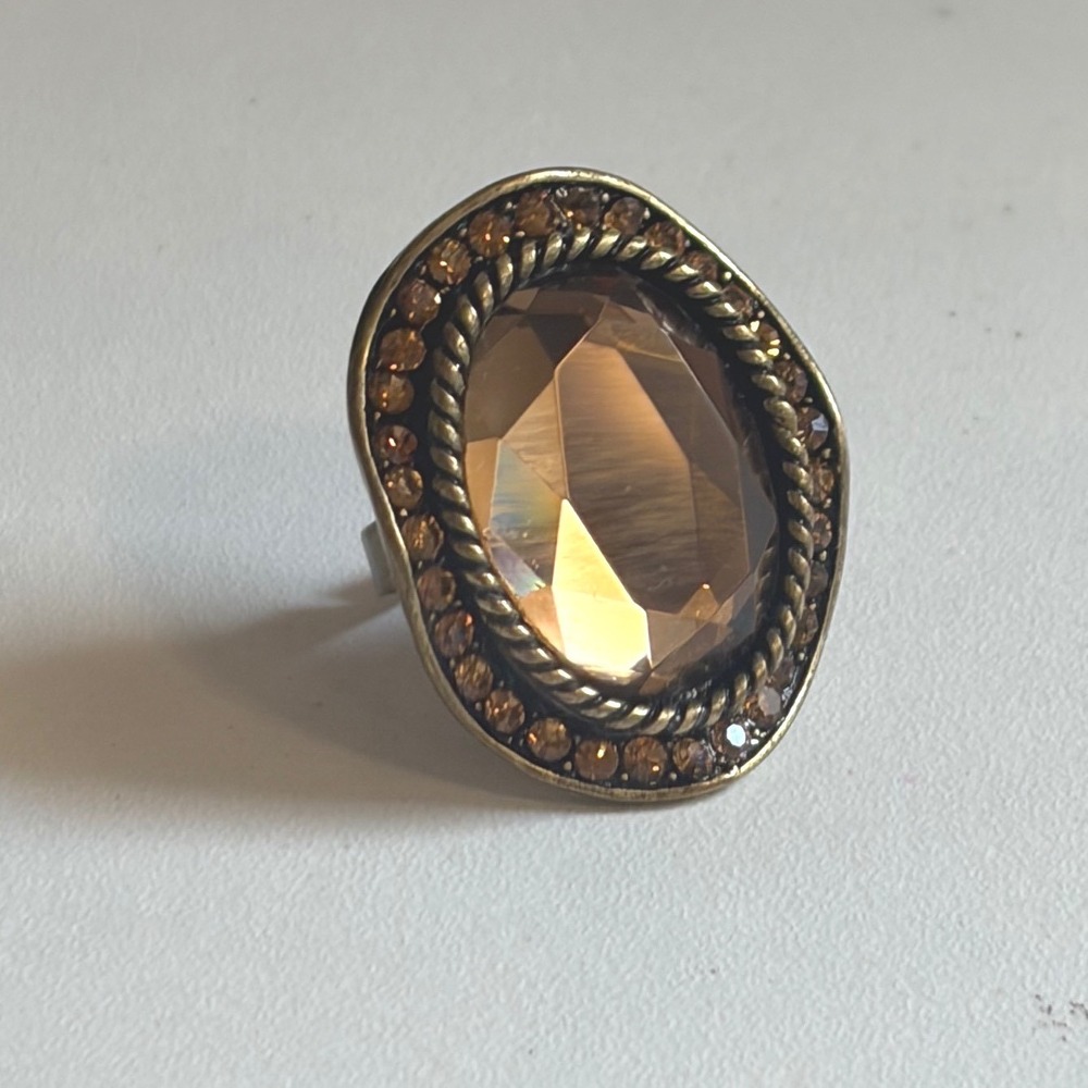 Vintage Style Oval Amber Rhinestone Statement Ring Antique Brass Tone Adjustable - Picture 1 of 10